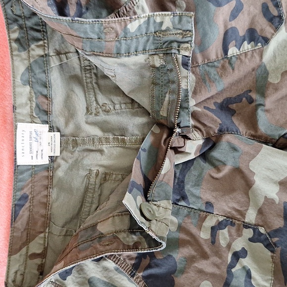 🪖 Sancturay Standard Surplus cropped capri camouflage BDU pants. Size 26. - Picture 7 of 15